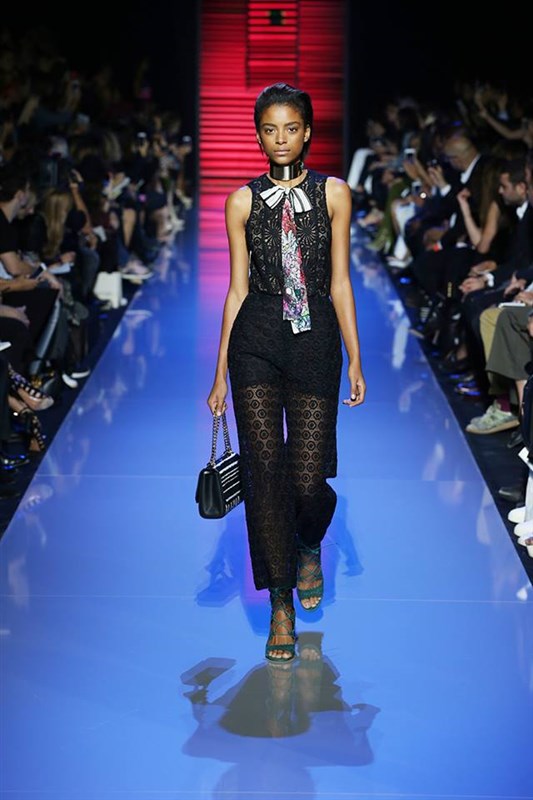 Elie Saab Ready-to-Wear Spring Summer 2016 Fashion Show